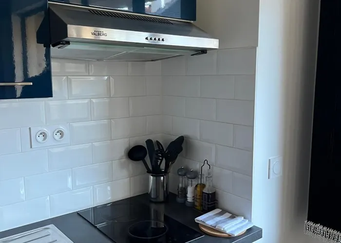 Plein Centre - Astoria アパート エクスレバン