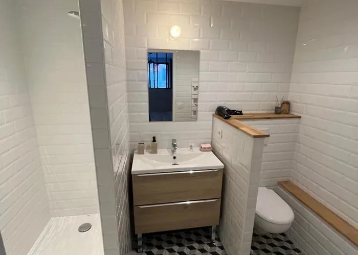 Plein Centre - Astoria エクスレバン